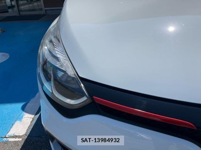 Renault LUTECIA 2014-06 8661276-2