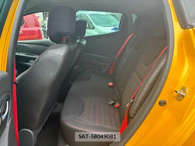 Renault LUTECIA 2018-06 8686438-17