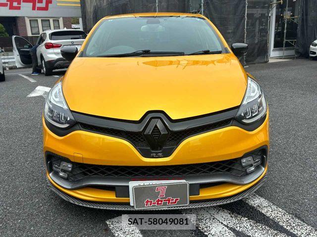 Renault LUTECIA 2018-06 8686438-19