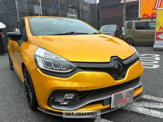 Renault LUTECIA 2018-06 8686438-20