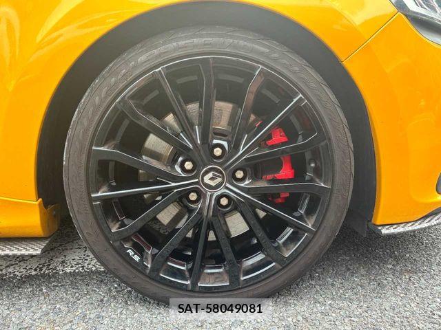 Renault LUTECIA 2018-06 8686438-27