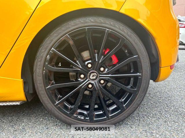 Renault LUTECIA 2018-06 8686438-29
