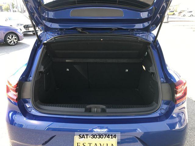 Renault LUTECIA 2021-08 8686435-15