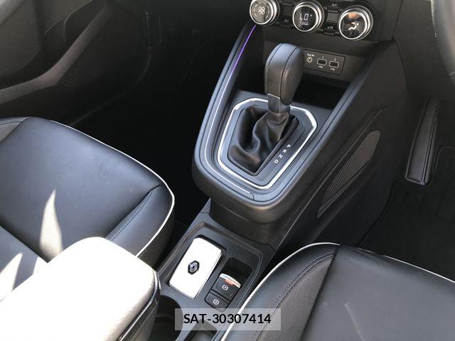 Renault LUTECIA 2021-08 8686435-20