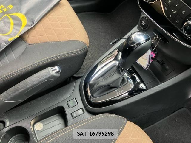 Renault LUTECIA 2015-06 8686437-24