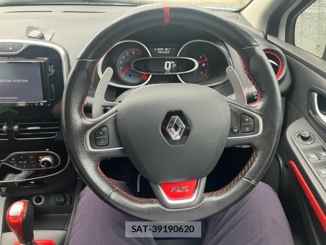 Renault LUTECIA 2016-03 8745536-16