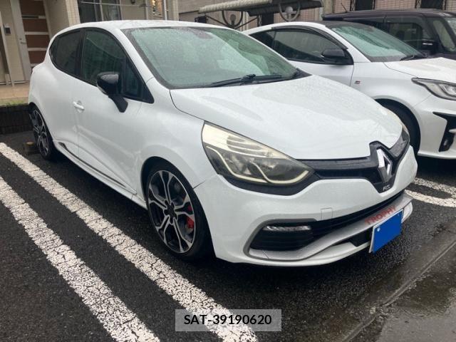 Renault LUTECIA 2016-03 8745536-1