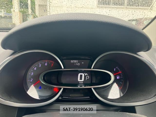 Renault LUTECIA 2016-03 8745536-19