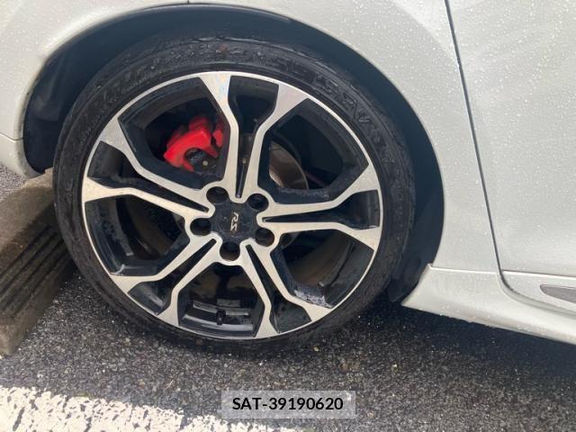 Renault LUTECIA 2016-03 8745536-3
