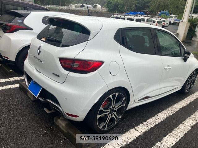 Renault LUTECIA 2016-03 8745536-4