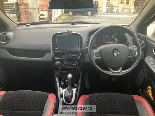 Renault LUTECIA 2018-09 8745537-15