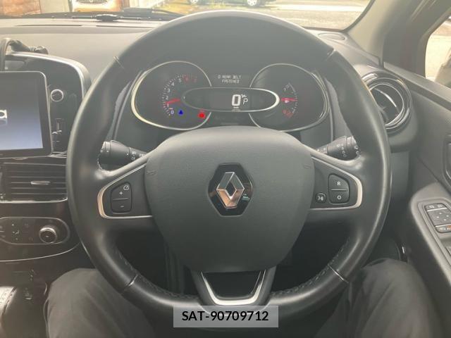 Renault LUTECIA 2018-09 8745537-24