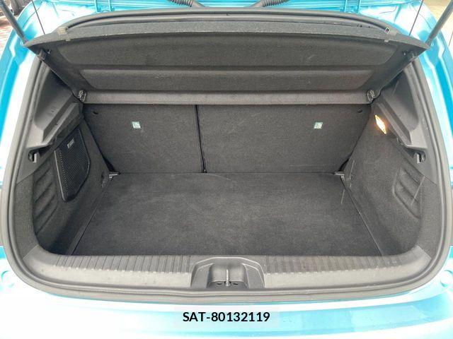 Renault LUTECIA 2022-10 8850512-18