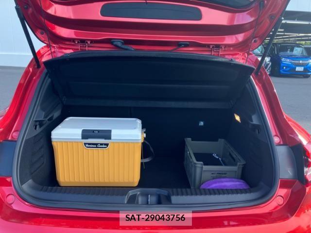 Renault LUTECIA 2022-09 8849634-11