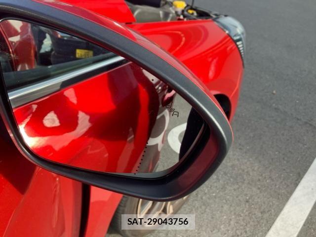 Renault LUTECIA 2022-09 8849634-16