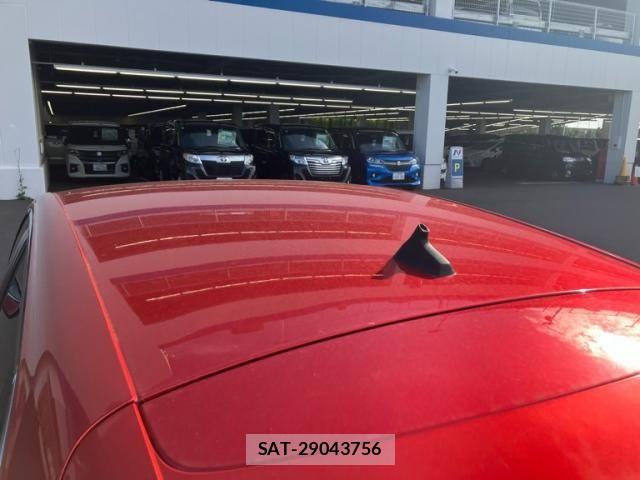 Renault LUTECIA 2022-09 8849634-5