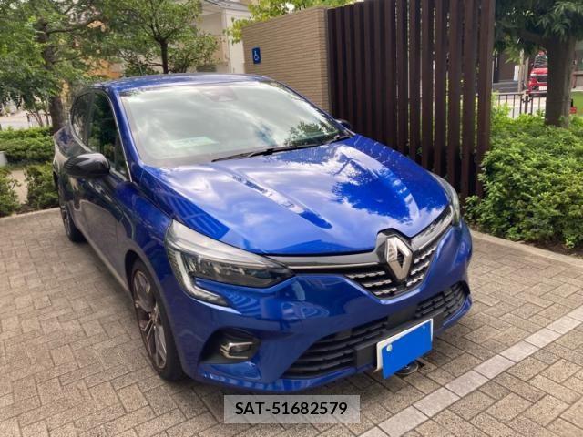 Renault LUTECIA 2021-09 8881850-0