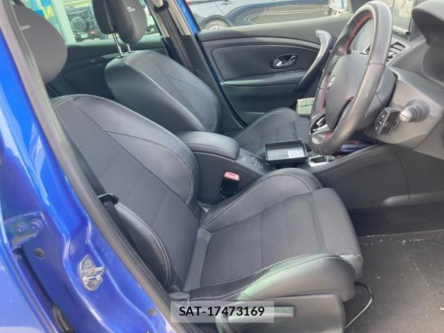 Renault MEGANE ESTATE 2012-12 7224197-13