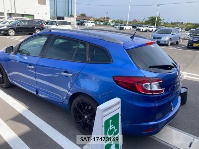 Renault MEGANE ESTATE 2012-12 7224197-7