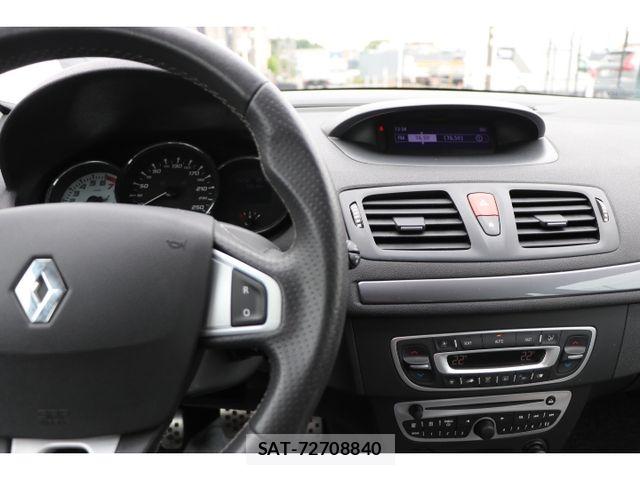 Renault MEGANE ESTATE 2012-01 7619554-4