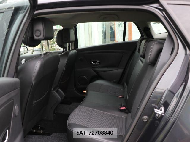 Renault MEGANE ESTATE 2012-01 7619554-8