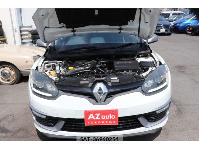 Renault MEGANE ESTATE 2016-09 8527021-16