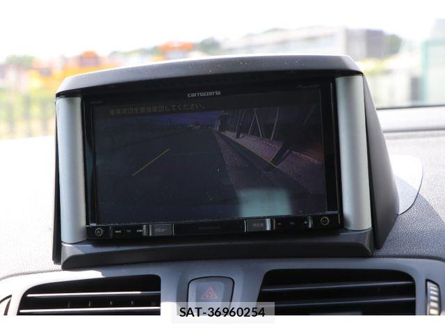Renault MEGANE ESTATE 2016-09 8527021-6