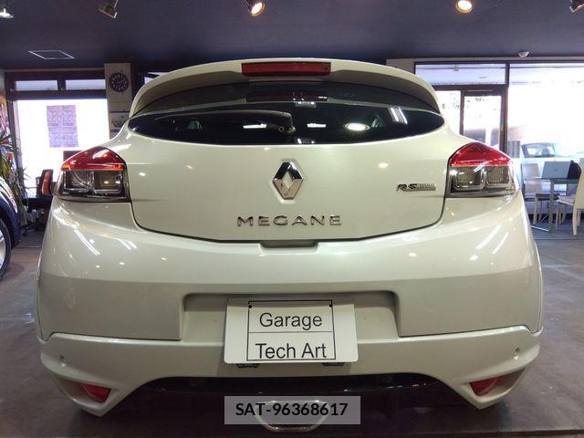 Renault MEGANE 2015-06 843445-2