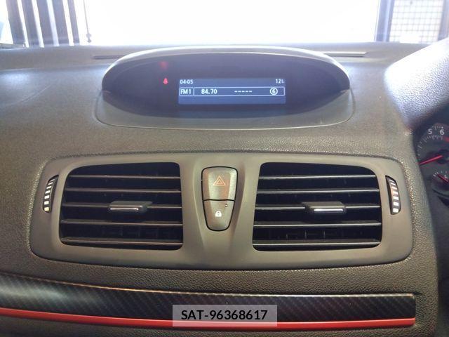 Renault MEGANE 2015-06 843445-8