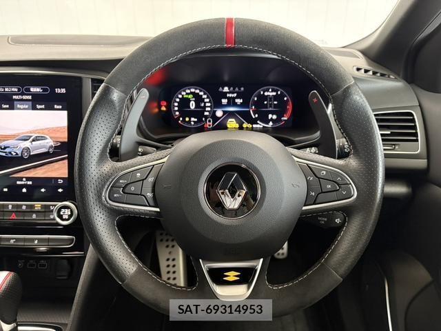 Renault MEGANE 2023-06 1126016-11