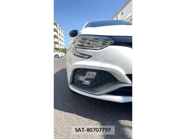 Renault MEGANE 2019-01 5876960-11
