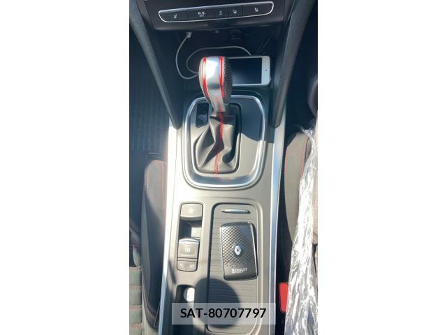 Renault MEGANE 2019-01 5876960-22