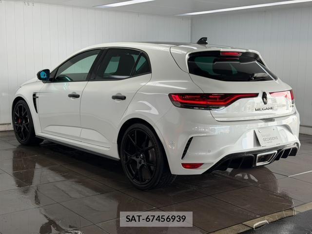 Renault MEGANE 2023-09 6017093-2