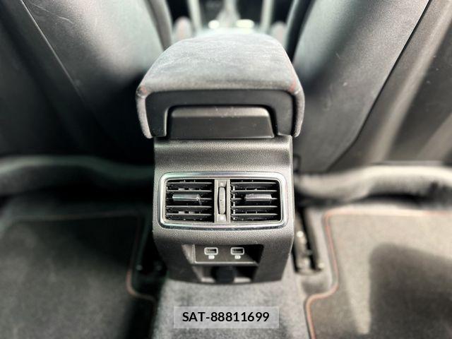 Renault MEGANE 2021-09 6546657-19
