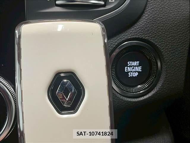 Renault MEGANE 2023-08 6546656-10