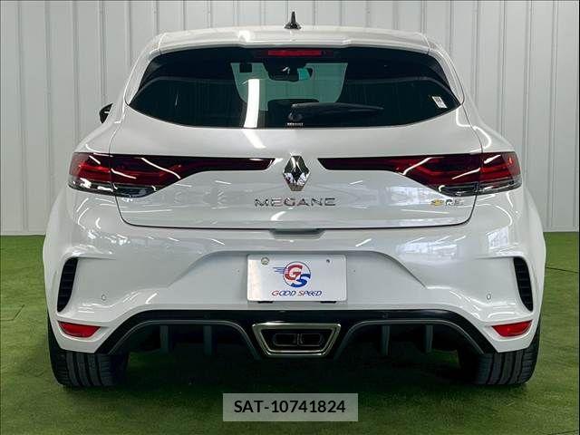 Renault MEGANE 2023-08 6546656-13