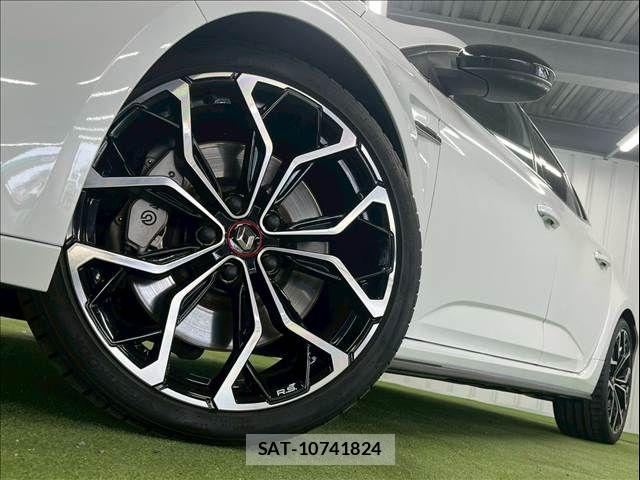 Renault MEGANE 2023-08 6546656-18