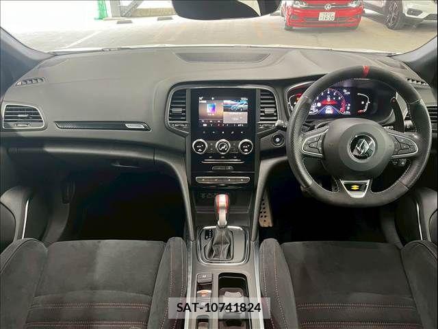 Renault MEGANE 2023-08 6546656-2