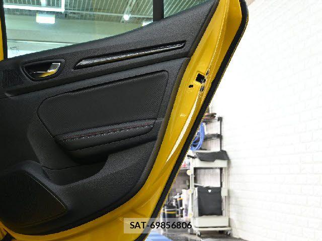 Renault MEGANE 2022-12 6614448-22