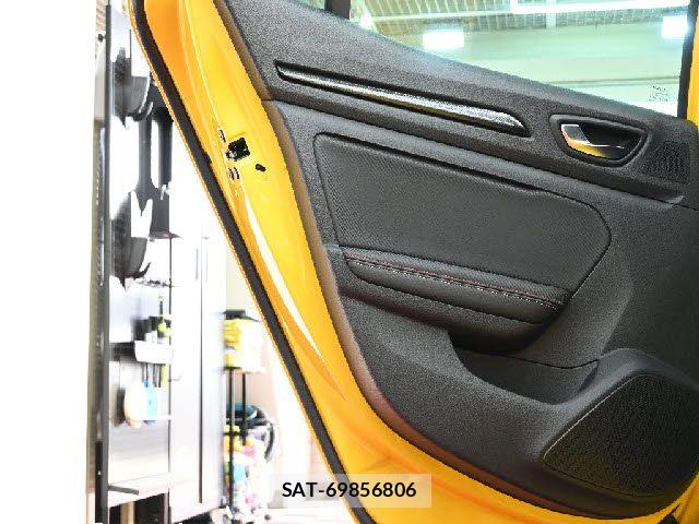 Renault MEGANE 2022-12 6614448-24
