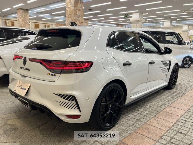 Renault MEGANE 2023-09 6997714-9