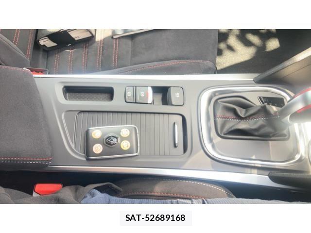 Renault MEGANE 2023-05 7021396-15