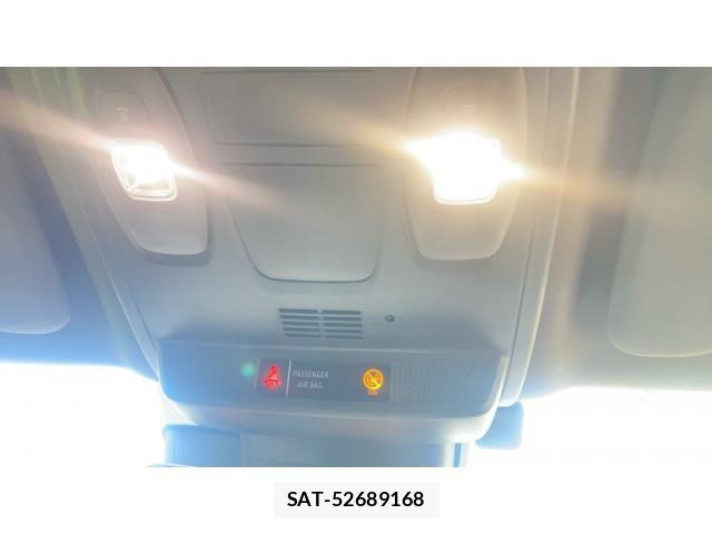 Renault MEGANE 2023-05 7021396-16