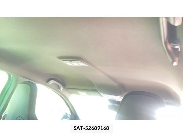 Renault MEGANE 2023-05 7021396-22