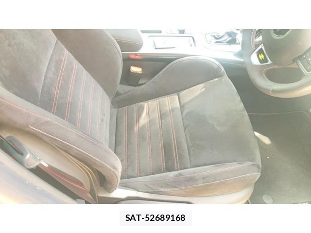 Renault MEGANE 2023-05 7021396-6