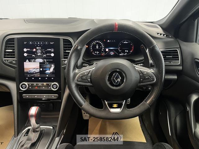Renault MEGANE 2023-04 7457307-11