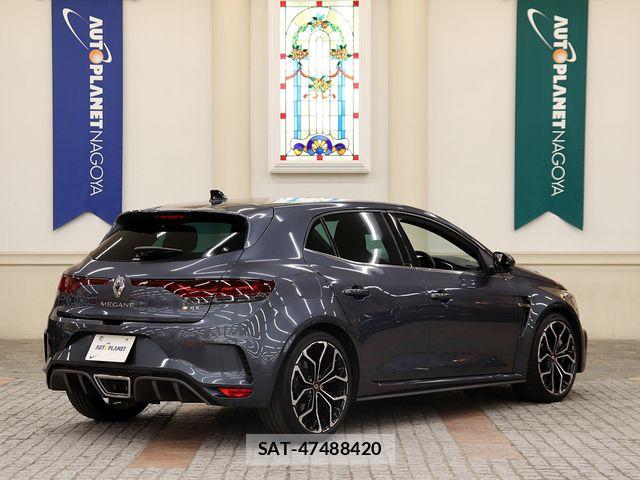Renault MEGANE 2022-01 7457308-2
