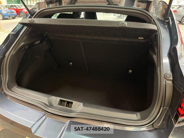 Renault MEGANE 2022-01 7457308-6