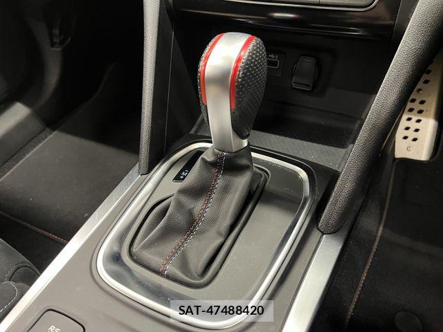 Renault MEGANE 2022-01 7457308-8