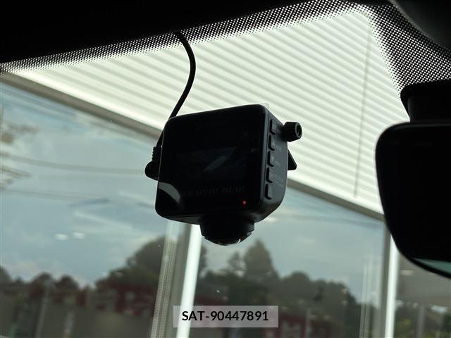 Renault MEGANE 2022-10 7502590-10